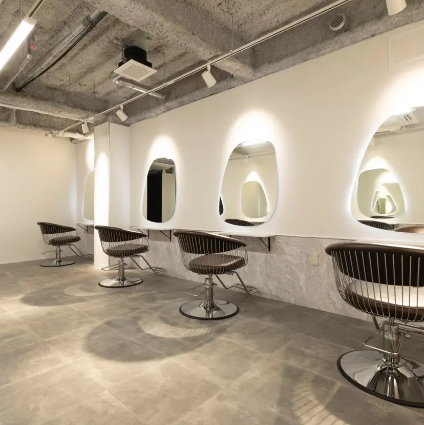 新宿/ハイトーン /パーマ/戸羽の掲載