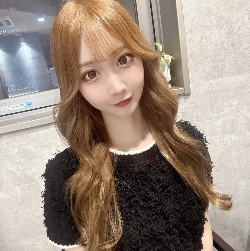 ダブルカラー 新宿の掲載