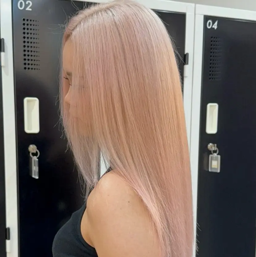 大阪ハイトーン✨ 🇺🇸髪質改善🌴の掲載