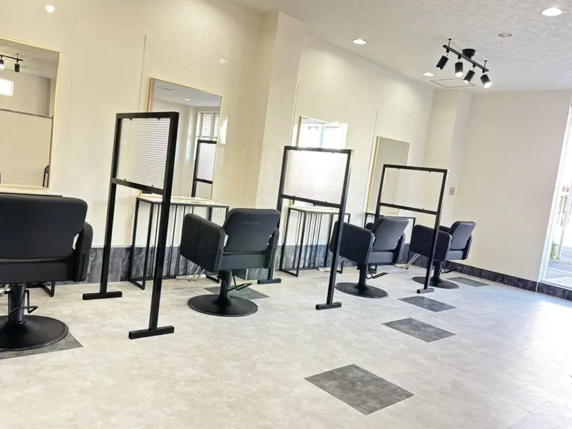 SUGAMI ✴︎ Hikariの掲載