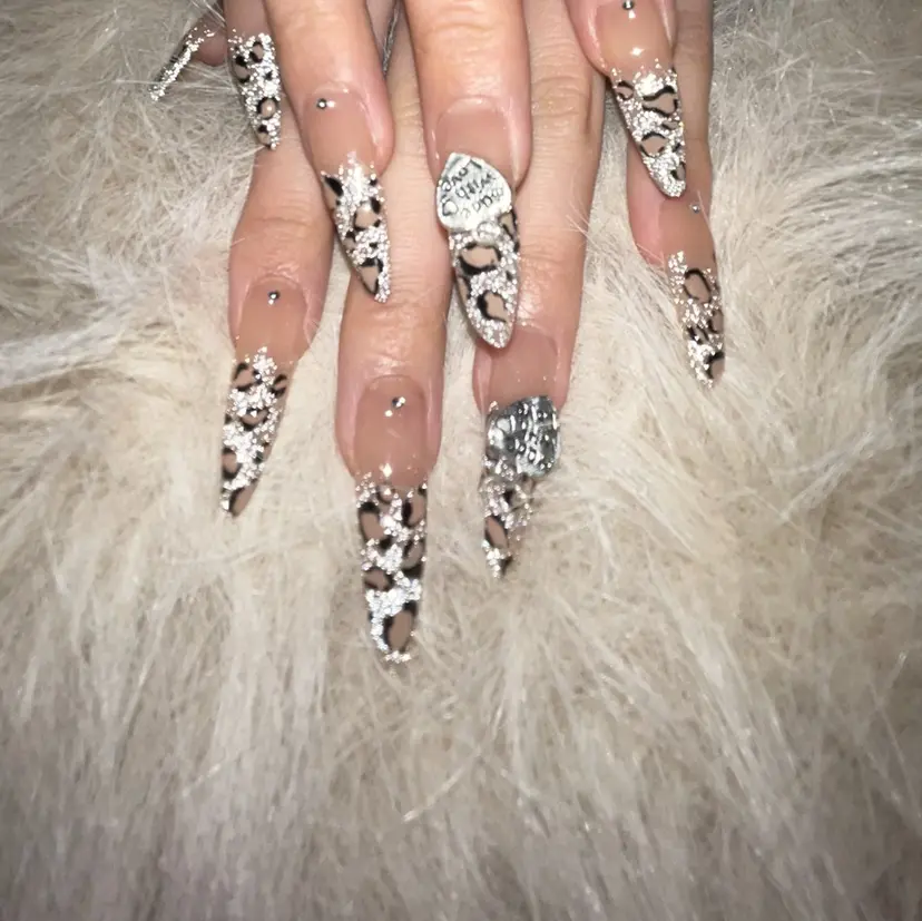 ミハル🎀ネイル/ マツエクの掲載