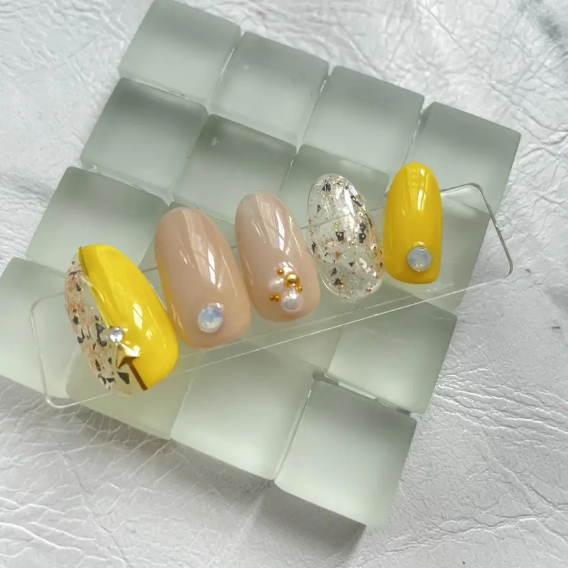 Lucir _meguの掲載