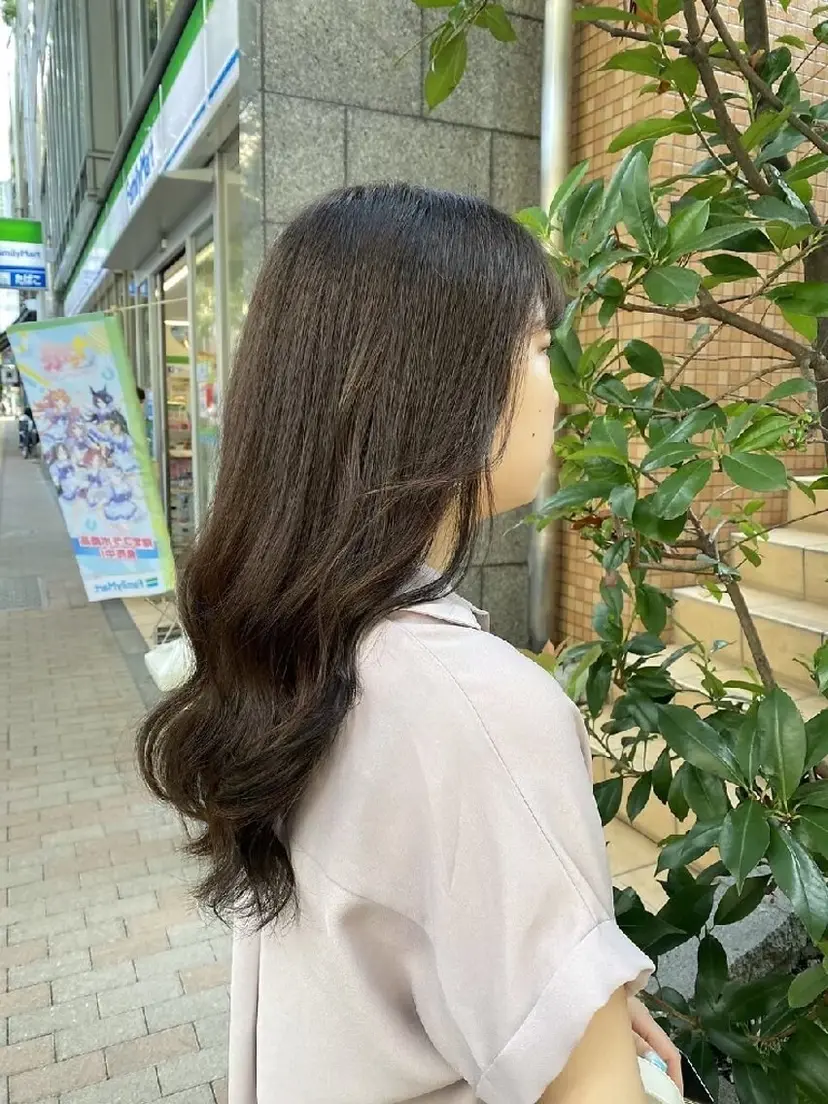 透明感カラー/ ツヤ髪 石田の掲載