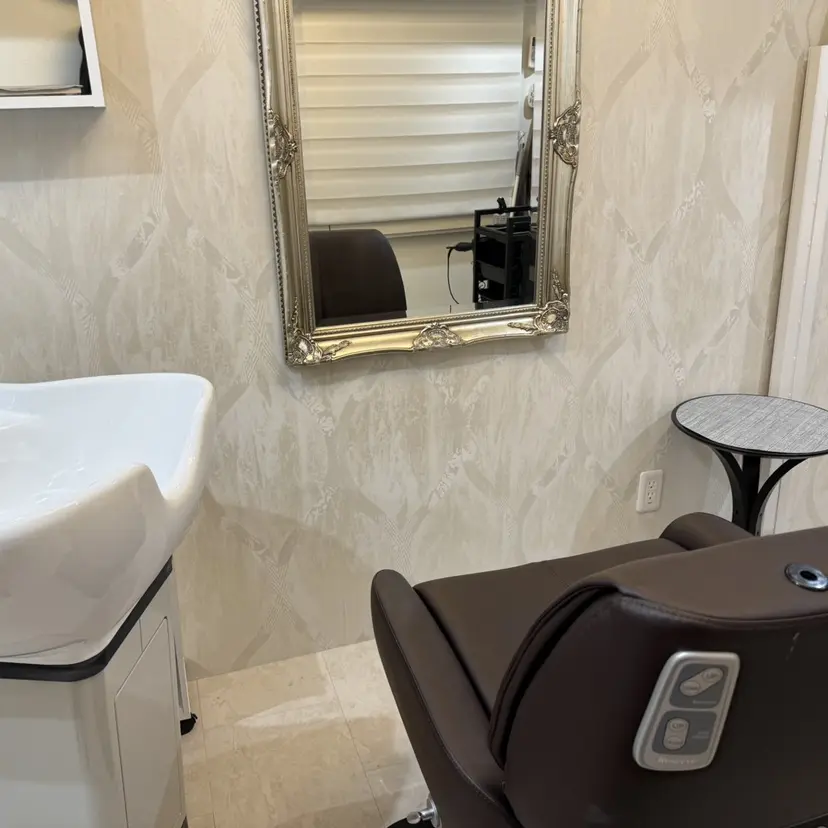 透明感／髪質改善 ／ NUJAR／りかの掲載