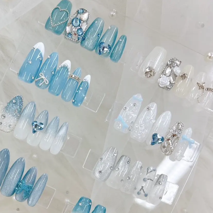 Queeens nailの掲載