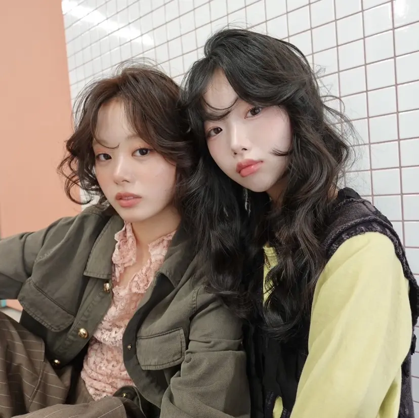 ハイトーン縮毛/暖色 なーな🎀🤍の掲載