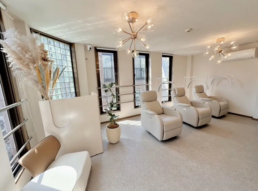 RINA🦋/吉祥寺 /眉毛専門サロンの掲載