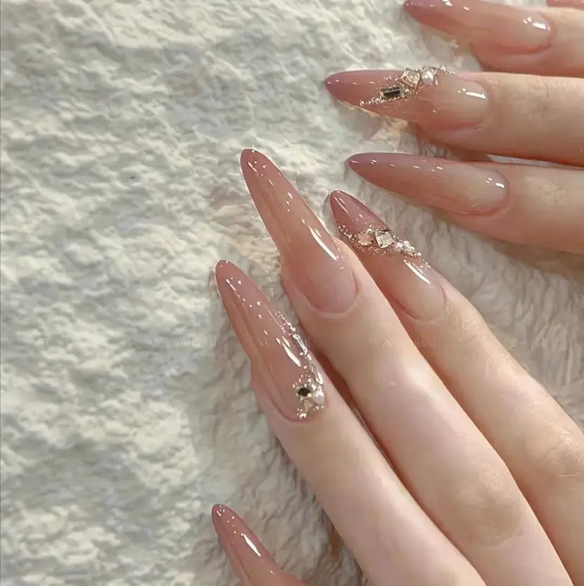 ネイル TAKAの掲載