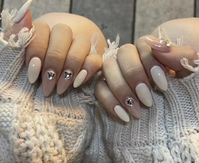 𝑩𝒆𝒍𝒍𝒂 𝒏𝒂𝒊𝒍の掲載