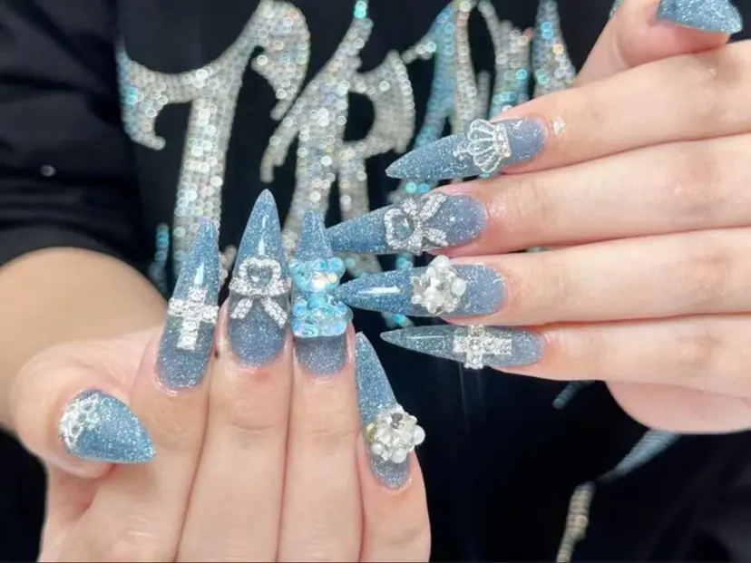 Noa Nailの掲載