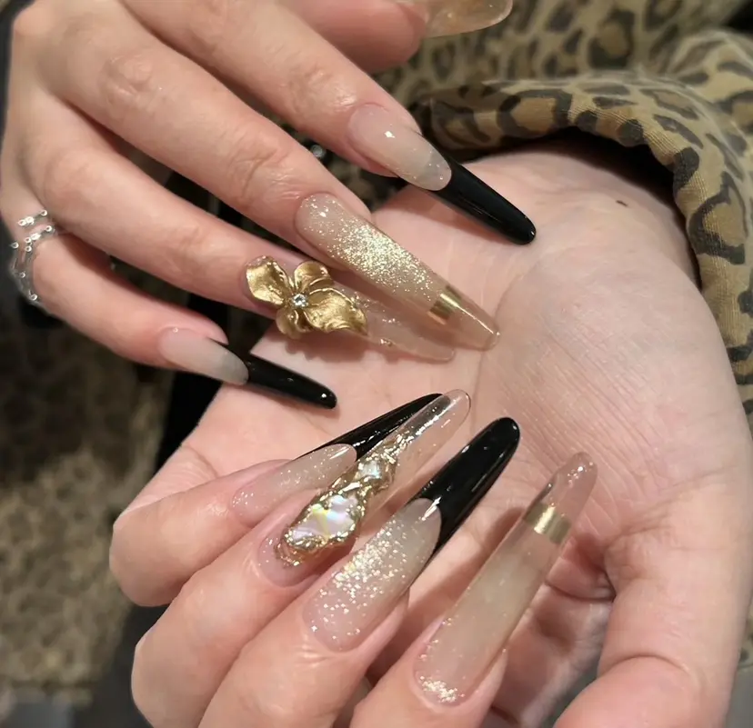 Blossom nail_Yuniの掲載