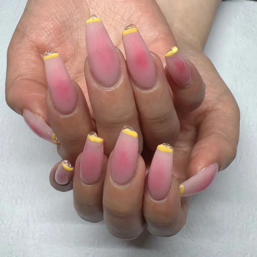 あきじ NAILの掲載