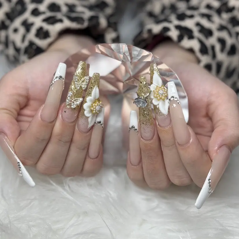 ネイルサロン ANELAの掲載