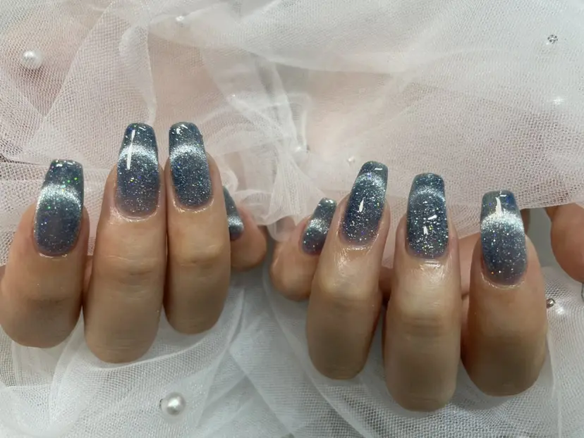 ラティレ銀座所属 SATOYAMAの掲載