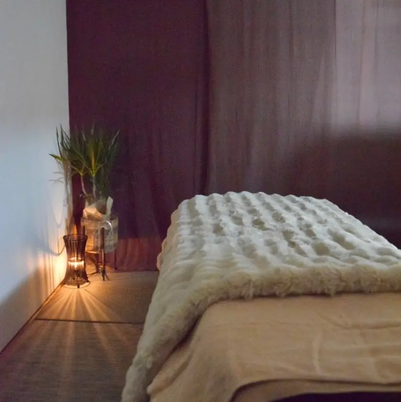 隠れ家サロン Piacereの掲載