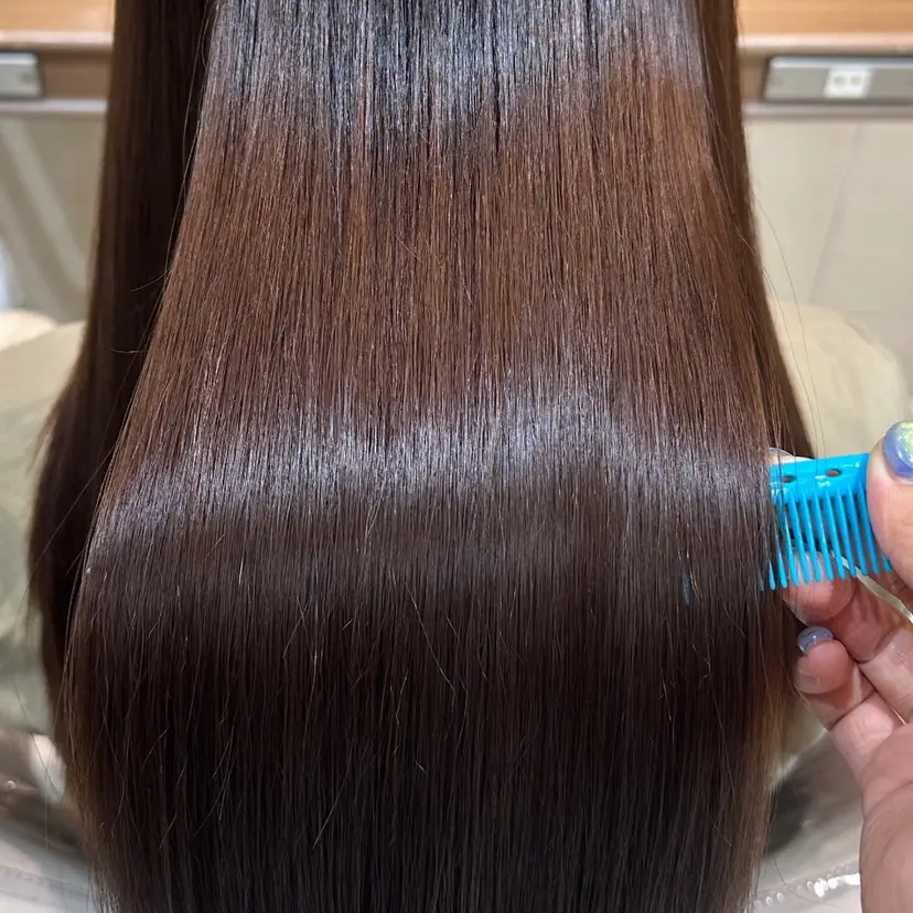 垢抜け艶感カラー🩶 nami/透明感🫧の掲載