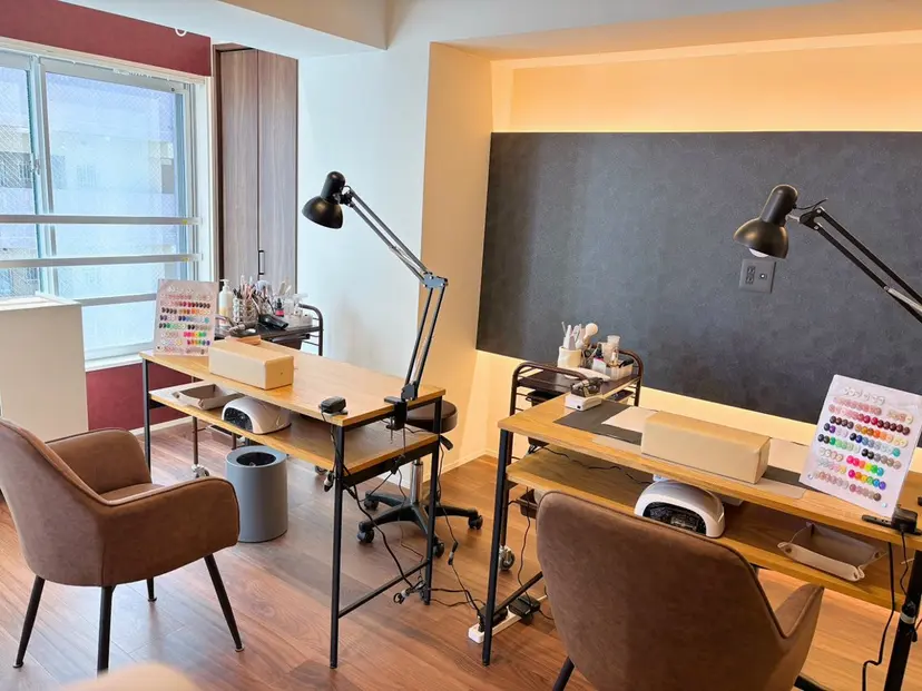 nail salon c houseの掲載