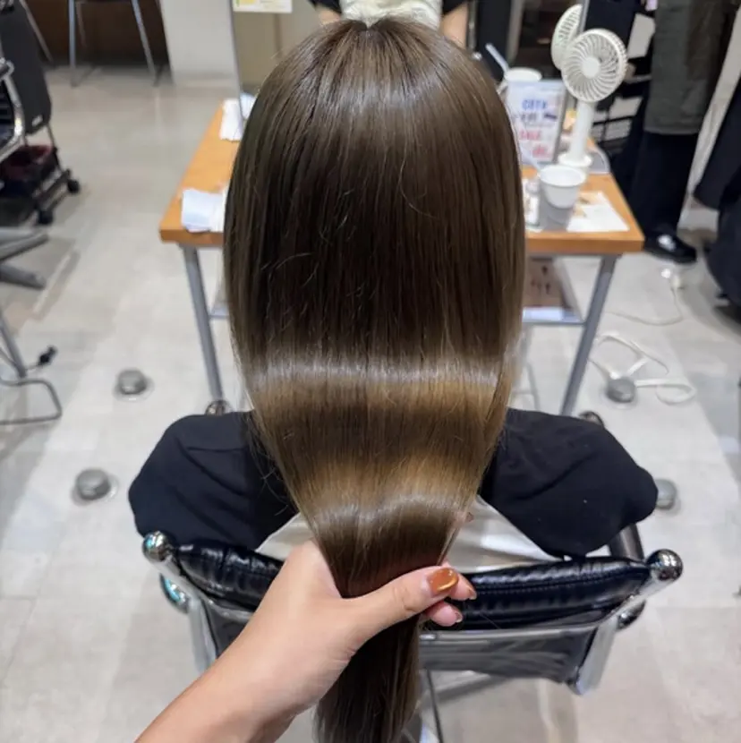 黒木日那/髪質改善/ モテカラー/レイヤーの掲載