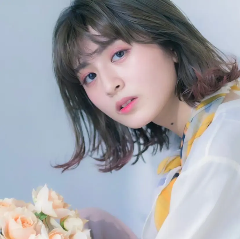 🌷花屋併設🌷 岡本明日実の掲載