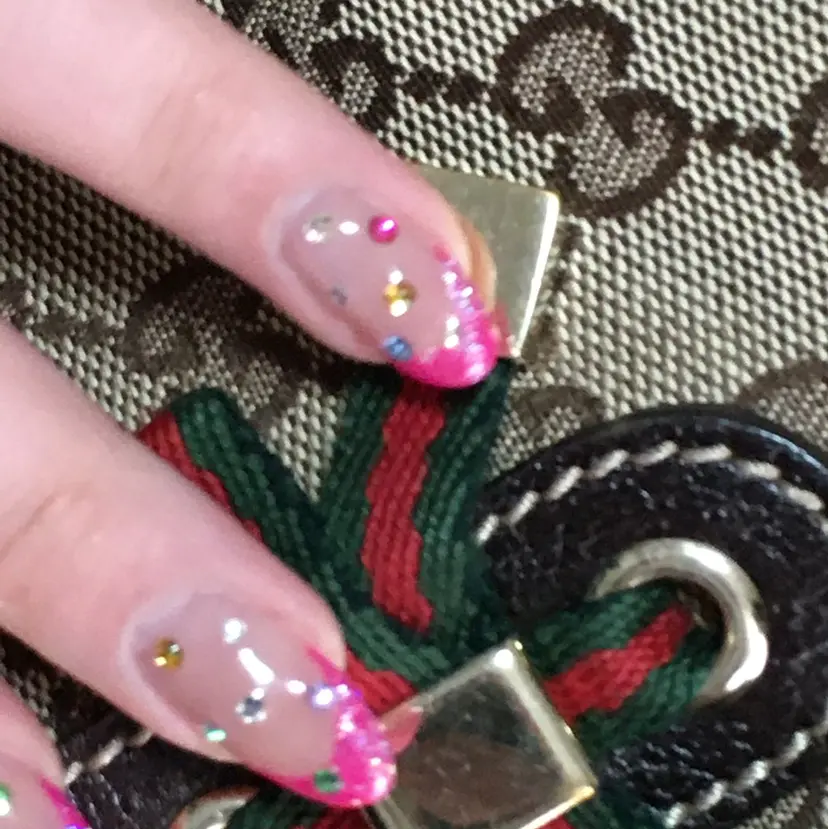 eyelash AINAの掲載