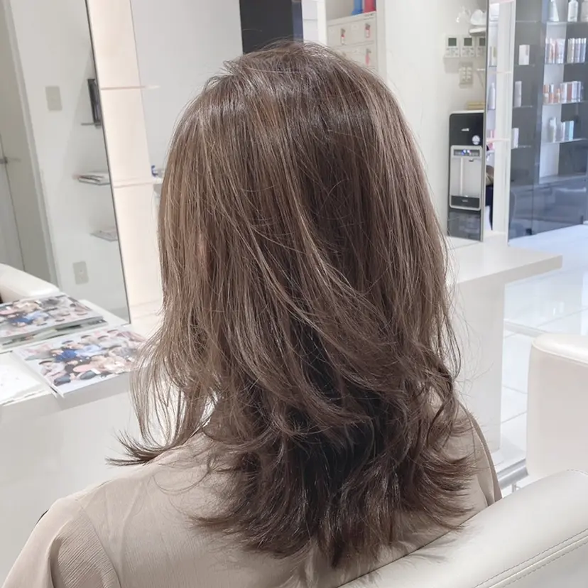 KASHI｜顔まわり ×艶髪プロデューサーの掲載