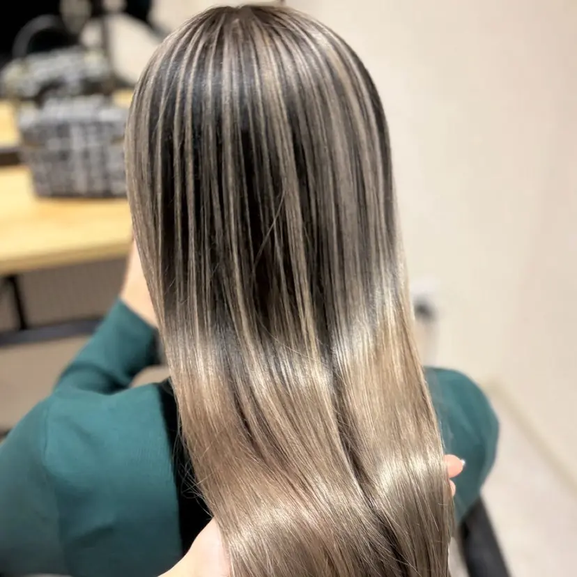 デザイン/ワンカラー 🌻古澤 雅の掲載