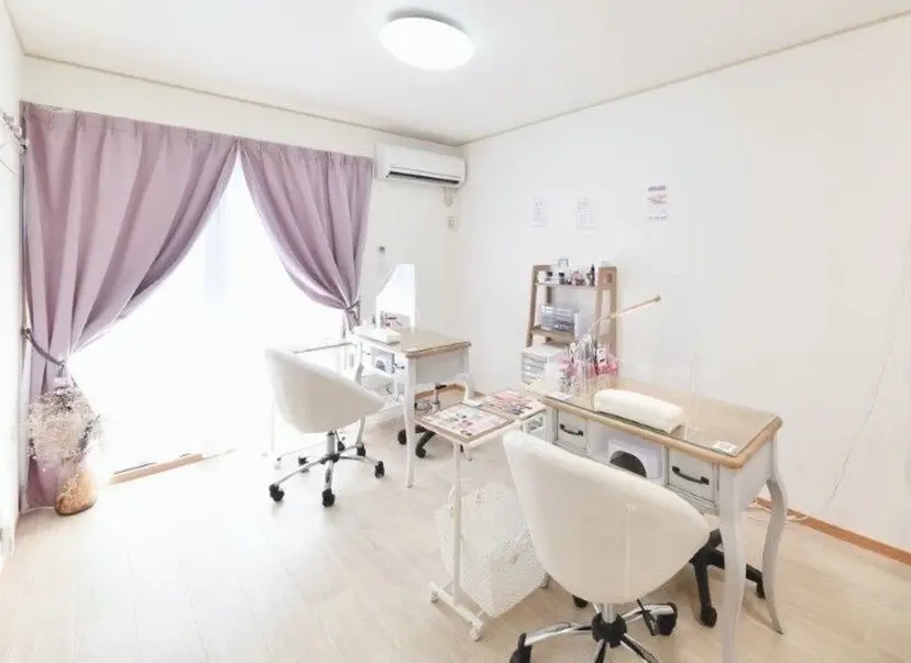 Lily Blanche谷口の掲載