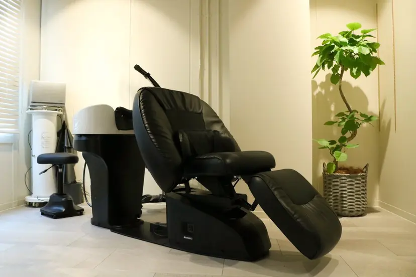 頭皮コリ改善ハリ艶髪 ヘッドスパNaluの掲載