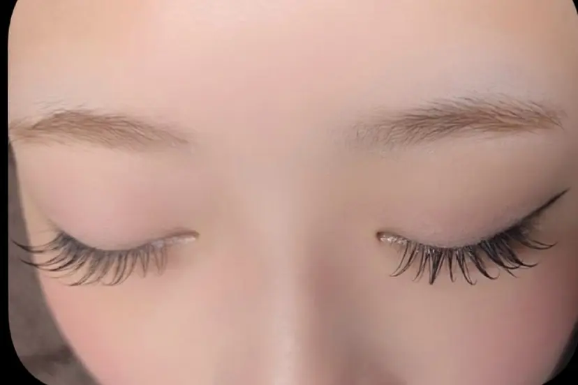 まつげ屋さん リリィアイの掲載