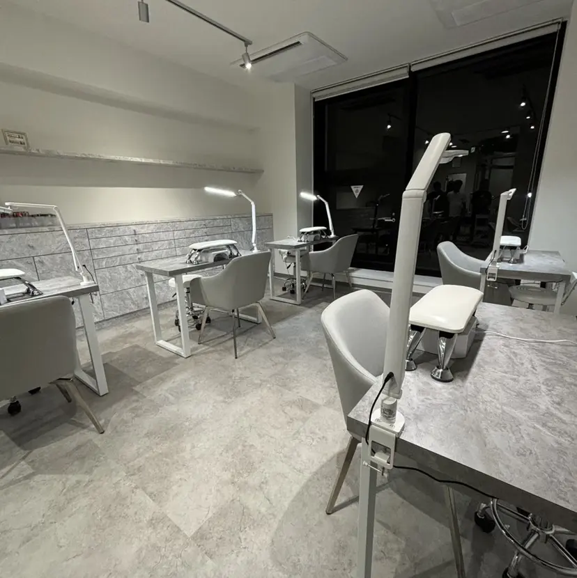 IROHA NAIL 長谷川唯惺の掲載