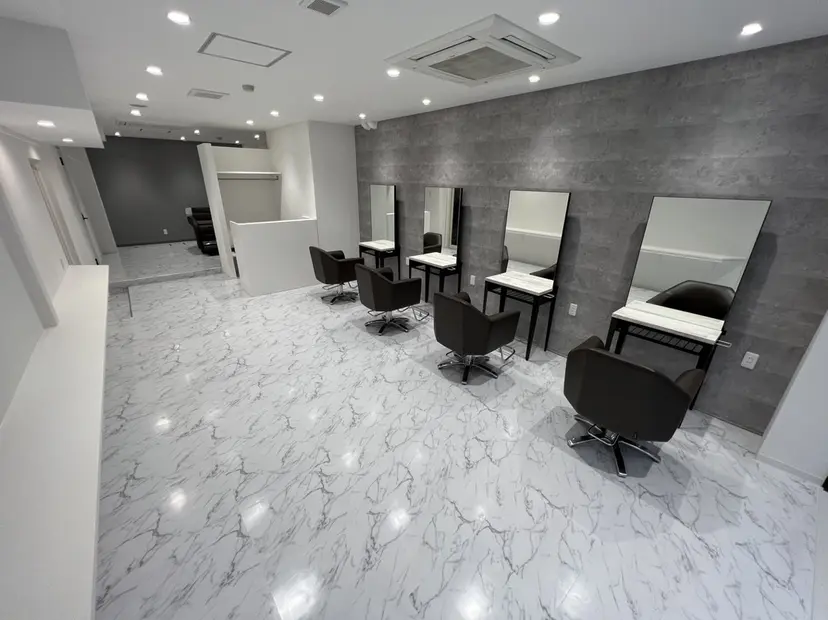 Grow by NYNY 久野 結生の掲載