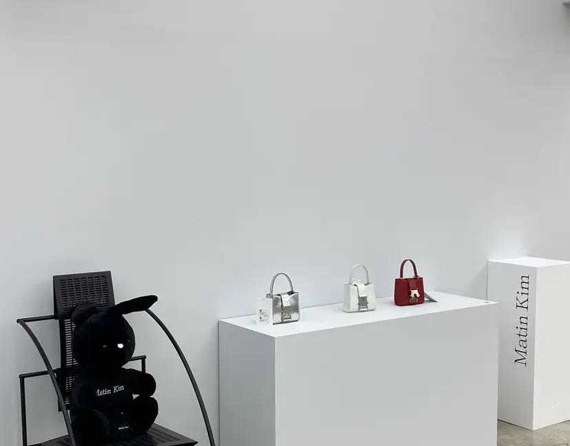 めい/透明感カラー /似合わせカットの掲載