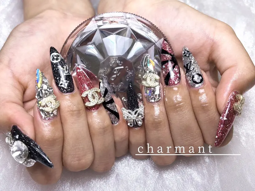 charmant momokaの掲載