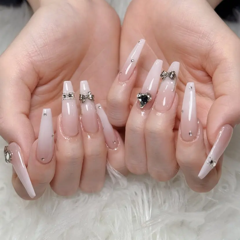 Havi Nailsの掲載