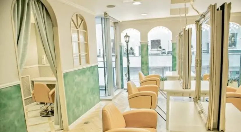 レイヤー/透明感 カラー/縮毛/しおんの掲載