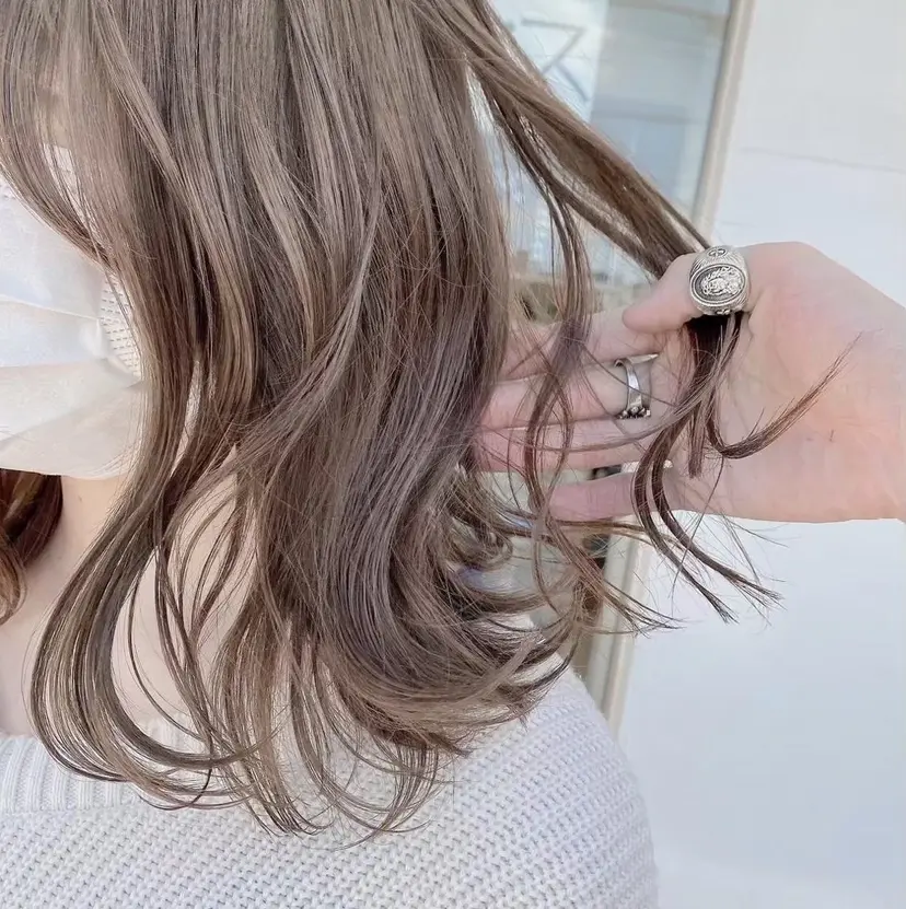 カット/艶カラー🎨 平間千賀の掲載