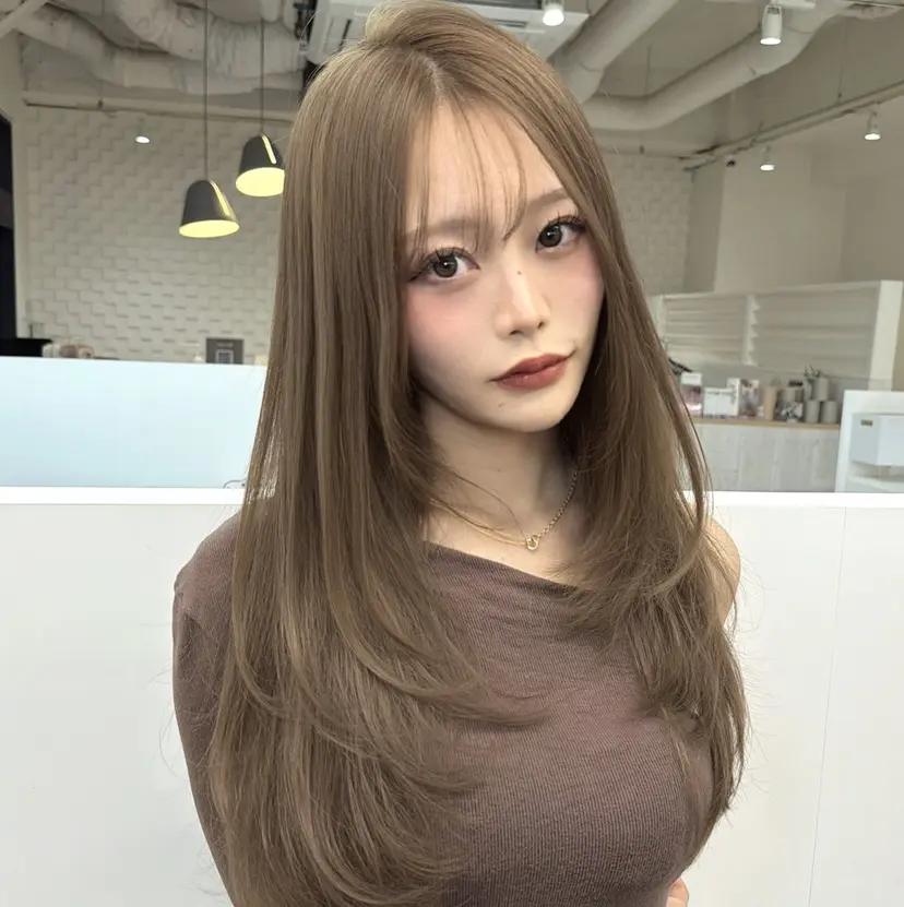 レイヤーカット/ 艶カラー/山内一暉の掲載