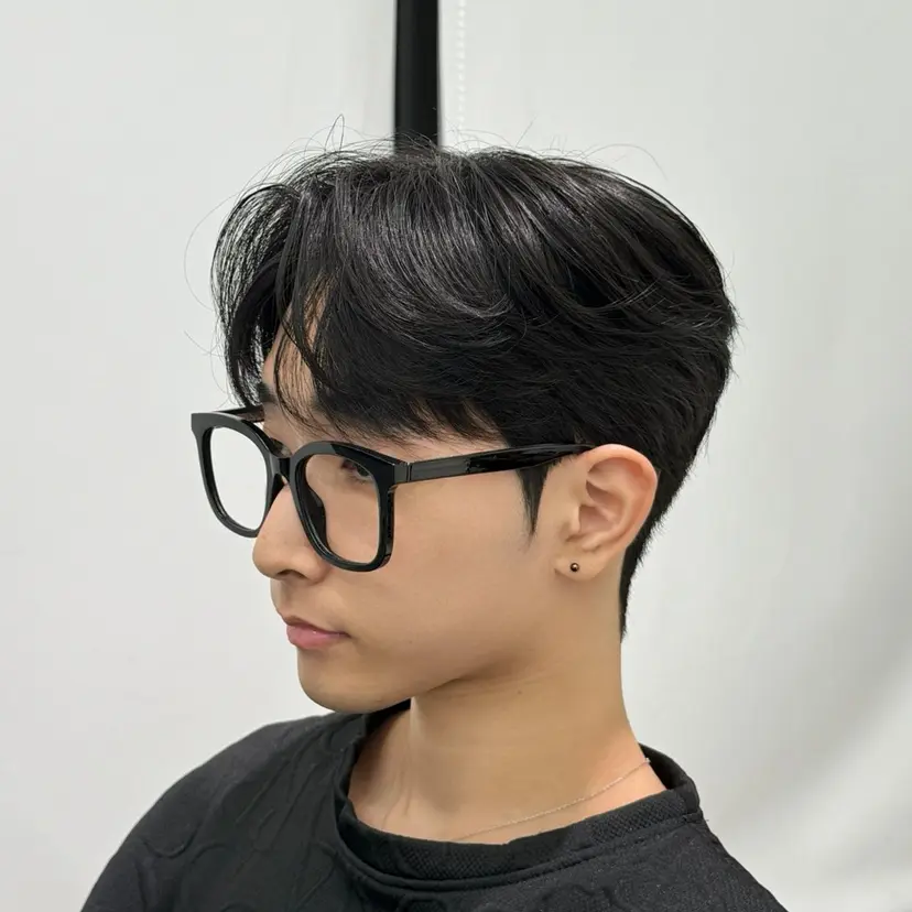 梅田/メンズ専門/ 韓国風/ダウンパーマの掲載