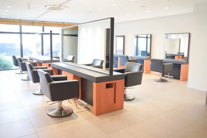 KOUYU（ému） 伏見/カラーモデルの掲載