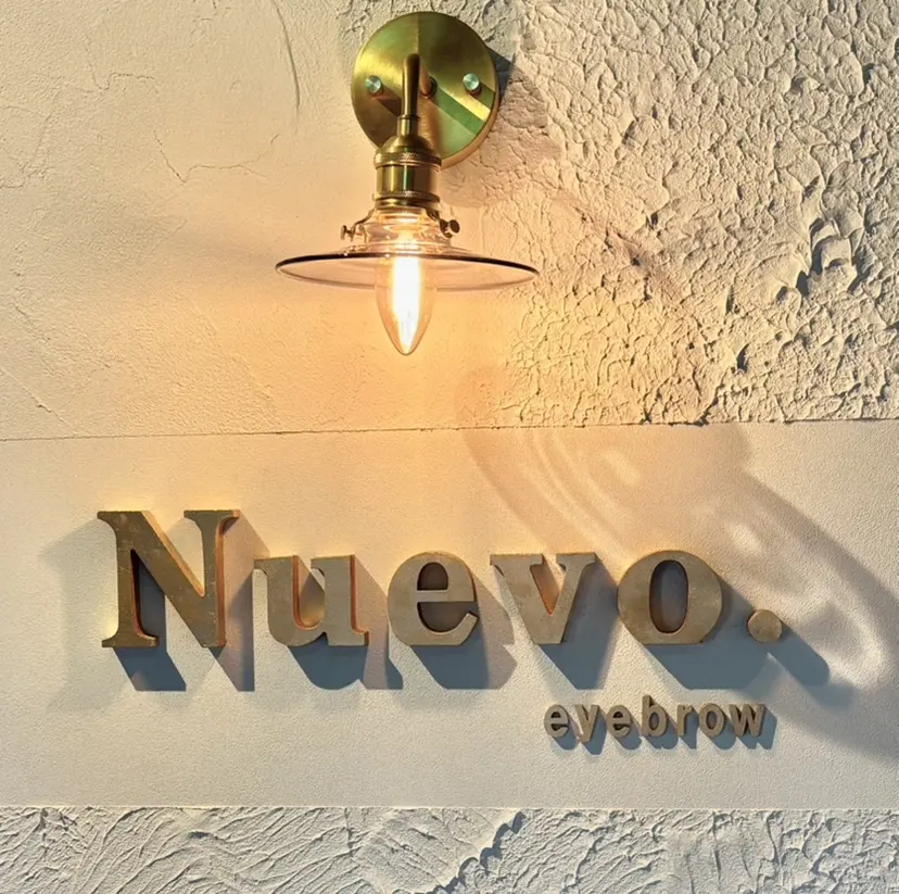 Nuevo. eyebrowの掲載