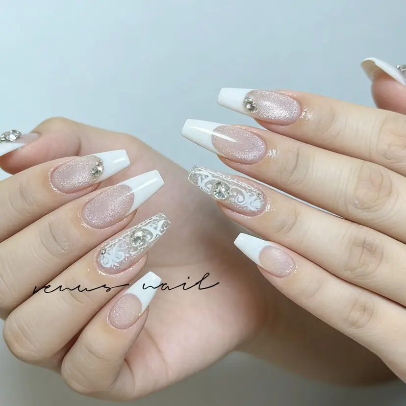 venus nail チップ長さ出し専門店の掲載