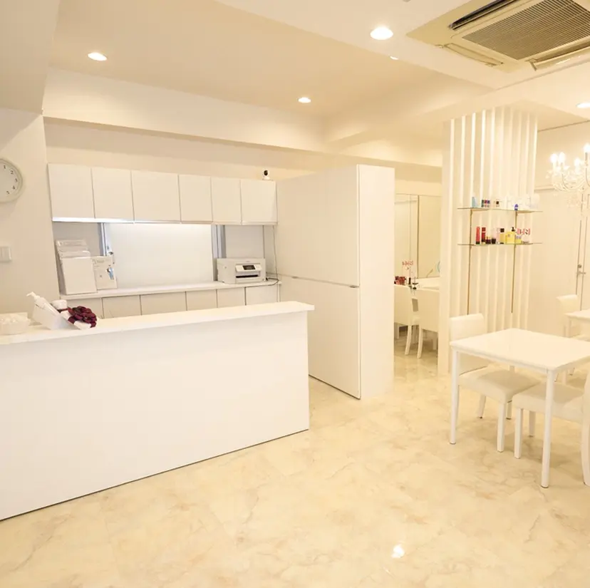 ニキビ専門サロン oliss新宿店の掲載