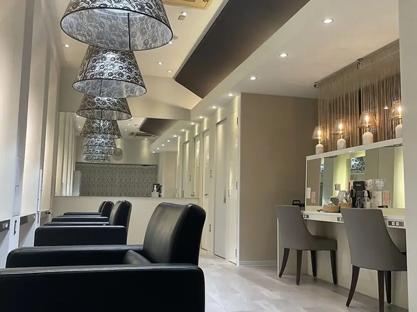 畑 麻依音の掲載