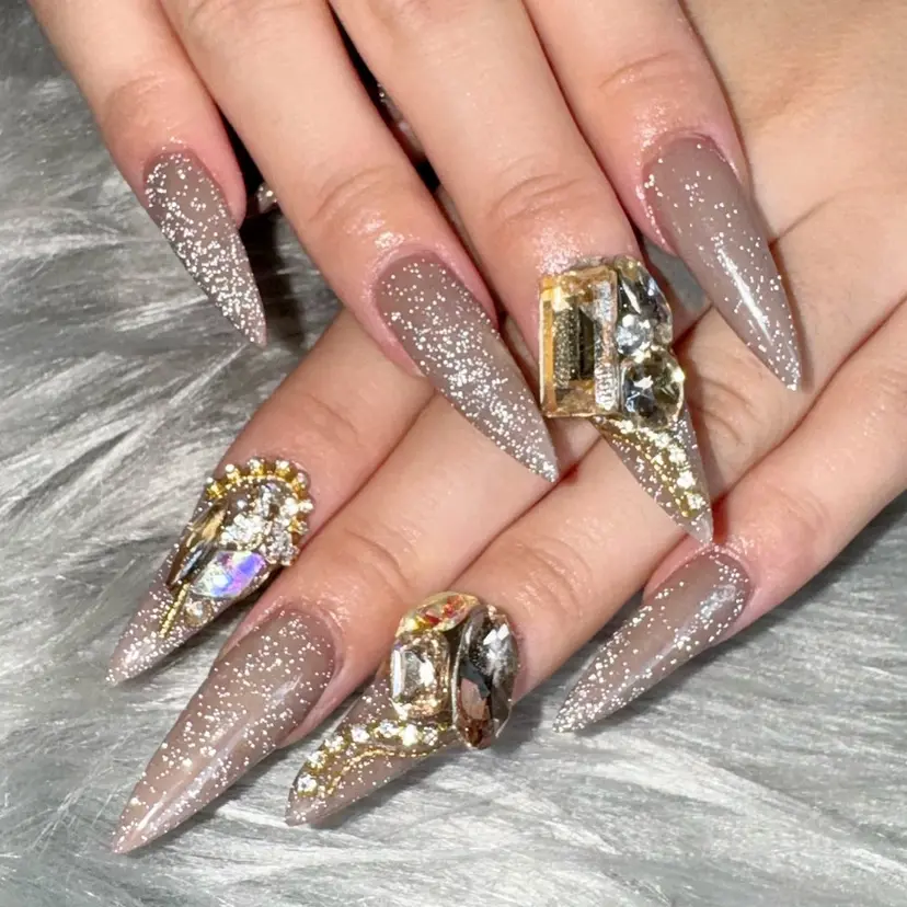 Feel ‪‪☺︎‬Yuriaの掲載