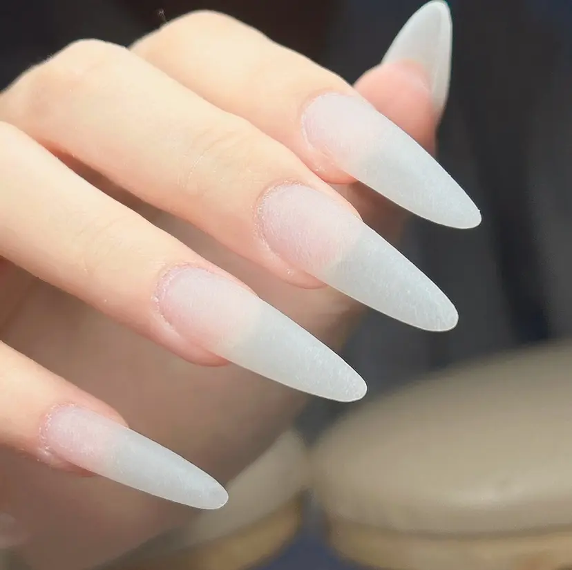 Femme nail （mio）の掲載