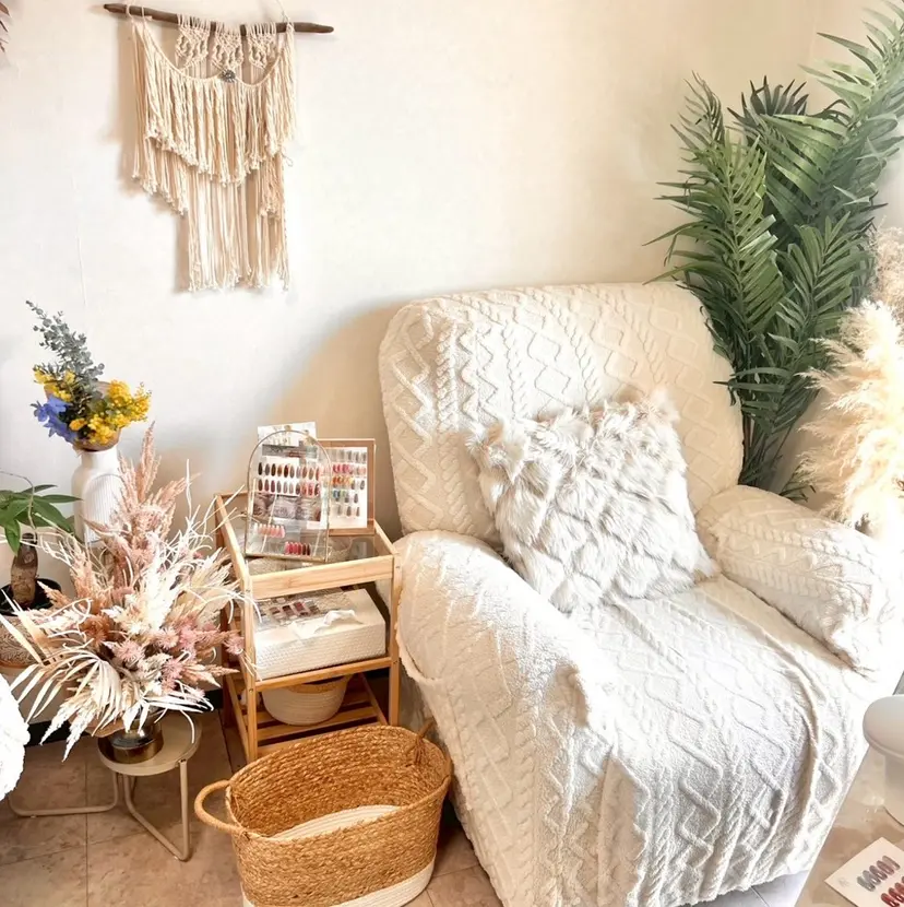 Nail room Latina かなの掲載