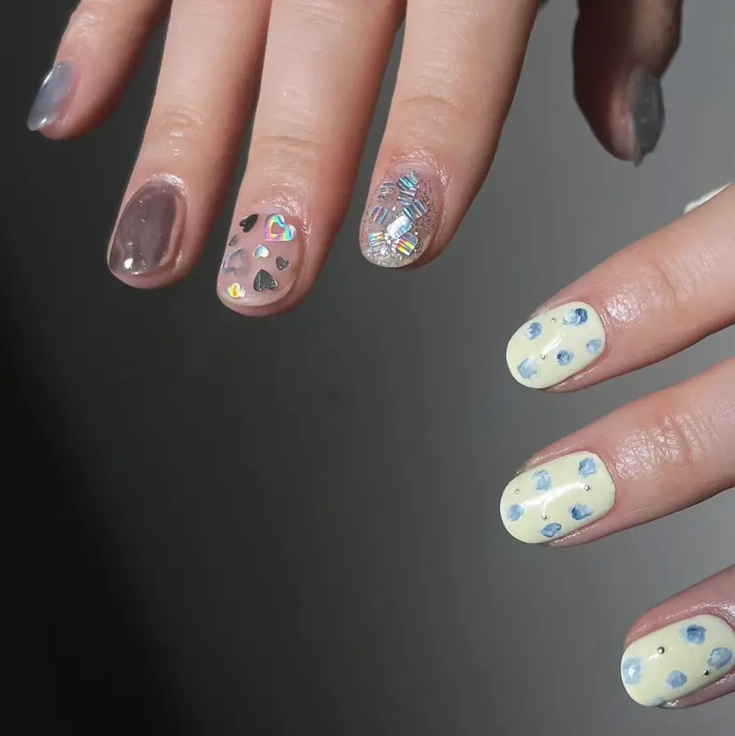 F room 表参道の掲載