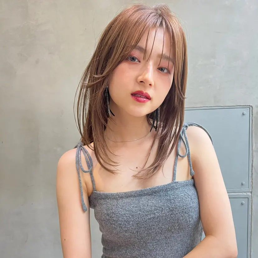 透明感/オリーブ/ グレージュ/YUKAの掲載