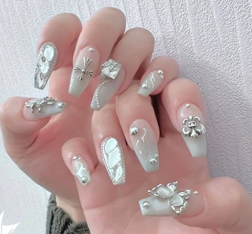 mika hara_nailの掲載