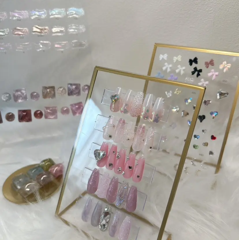 EMILIA Ryokoの掲載